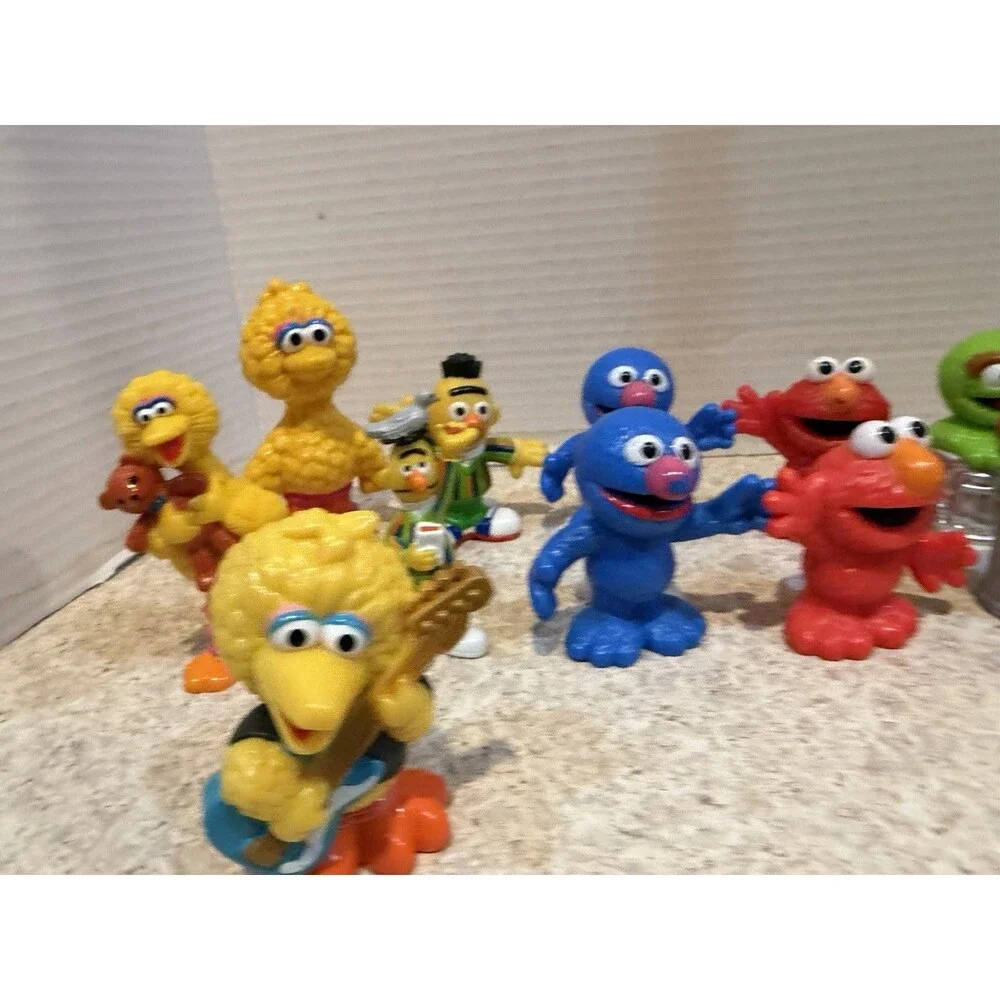 Vintage Sesame Street PVC Figure Lot 15pc Elmo Big Bird Bert Ernie Cookie Grover